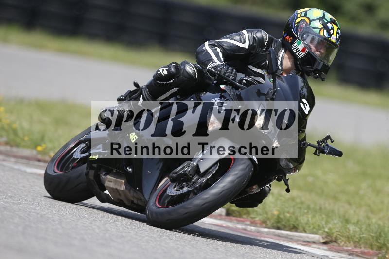 /27 12.06.2025 Ducati Schweiz Trackday Warmup  ADR/blau-bleu/3